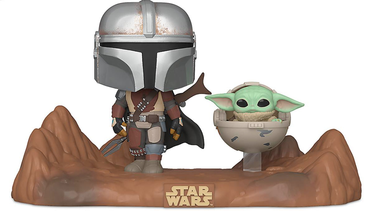 390 Star Wars: The Mandalorian with The Child